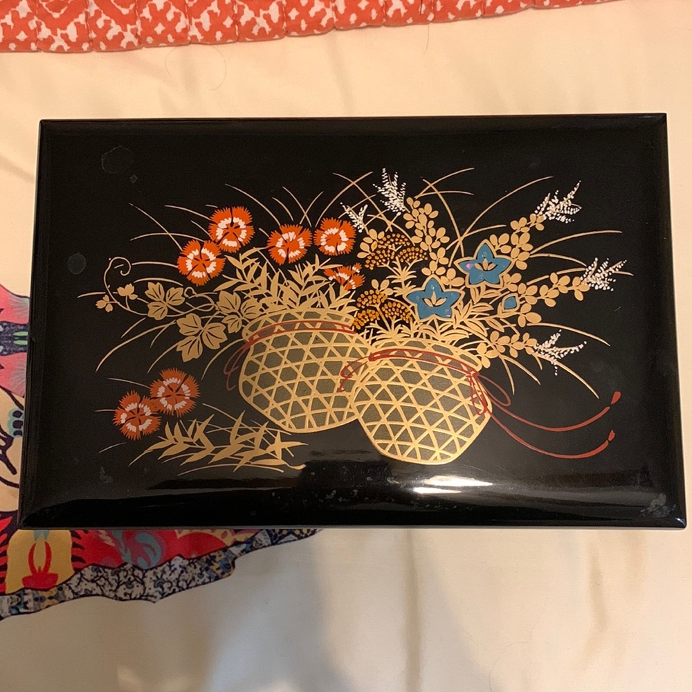 Chinese Jewelry Box